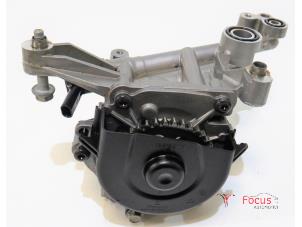 Gebruikte Oliepomp Opel Karl 1.0 12V Prijs € 100,00 Margeregeling aangeboden door Focus Automotive