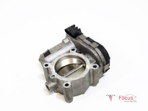 Gebruikte Gasklephuis Mercedes A (W176) 1.6 A-180 16V Prijs € 50,00 Margeregeling aangeboden door Focus Automotive