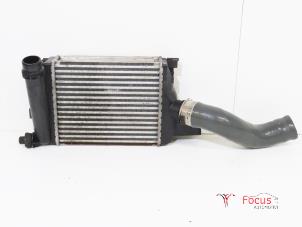 Gebruikte Intercooler Renault Clio IV Estate/Grandtour (7R) 1.5 Energy dCi 75 FAP Prijs € 100,00 Margeregeling aangeboden door Focus Automotive