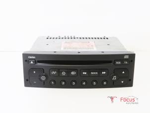 Gebruikte Radio CD Speler Peugeot 206+ (2L/M) 1.1 XR,XS Prijs € 50,00 Margeregeling aangeboden door Focus Automotive