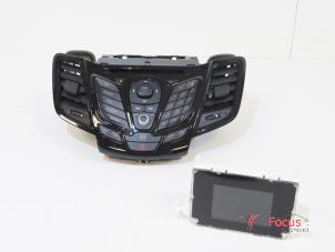 Gebruikte Radio CD Speler Ford Fiesta 6 (JA8) 1.0 SCI 12V 80 Prijs € 149,95 Margeregeling aangeboden door Focus Automotive