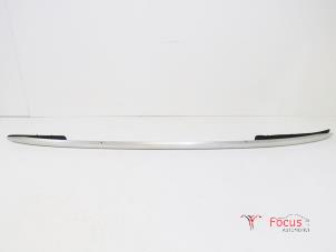 Gebruikte Dakrail set Renault Clio IV Estate/Grandtour (7R) 1.5 Energy dCi 90 FAP Prijs € 75,00 Margeregeling aangeboden door Focus Automotive