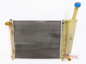 Gebruikte Radiateur Ford Ka II 1.2 Prijs € 15,00 Margeregeling aangeboden door Focus Automotive