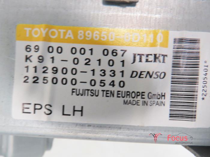 Stuurbekrachtiging Pomp van een Toyota Yaris II (P9) 1.4 D-4D 2007