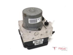 Gebruikte ABS Pomp Hyundai i20 1.2i 16V Prijs € 60,00 Margeregeling aangeboden door Focus Automotive