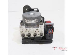 Gebruikte ABS Pomp Seat Leon (5FB) 1.0 TSI 12V Prijs € 225,00 Margeregeling aangeboden door Focus Automotive