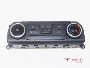 Gebruikte Kachel Bedieningspaneel Ford Fiesta 7 1.1 Ti-VCT 12V 85 Prijs € 175,00 Margeregeling aangeboden door Focus Automotive