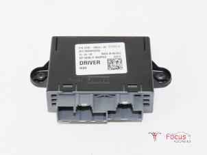 Gebruikte Module Centrale Deurvergrendeling Ford Fiesta 7 1.1 Ti-VCT 12V 85 Prijs € 19,95 Margeregeling aangeboden door Focus Automotive