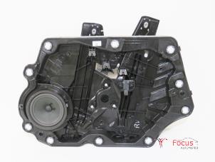 Gebruikte Ruitmechaniek 4Deurs rechts-voor Ford Fiesta 7 1.1 Ti-VCT 12V 85 Prijs € 50,00 Margeregeling aangeboden door Focus Automotive