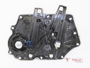 Gebruikte Ruitmechaniek 4Deurs links-voor Ford Fiesta 7 1.1 Ti-VCT 12V 85 Prijs € 50,00 Margeregeling aangeboden door Focus Automotive