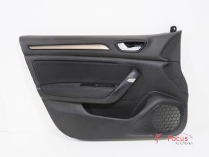 Gebruikte Deurbekleding 4Deurs links-voor Renault Megane IV Estate (RFBK) 1.2 Energy TCE 100 Prijs € 65,00 Margeregeling aangeboden door Focus Automotive