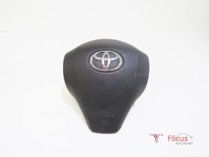 Gebruikte Airbag links (Stuur) Toyota Yaris II (P9) 1.0 12V VVT-i Prijs € 50,00 Margeregeling aangeboden door Focus Automotive