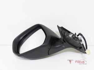 Gebruikte Spiegel Buiten links Opel Agila (B) 1.2 16V Prijs € 50,00 Margeregeling aangeboden door Focus Automotive