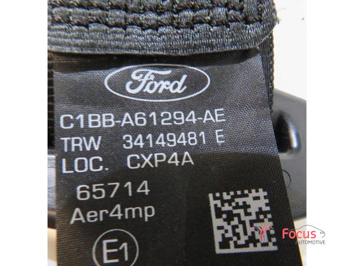 Veiligheidsgordel rechts-voor van een Ford Fiesta 6 (JA8) 1.0 SCI 12V 80 2016