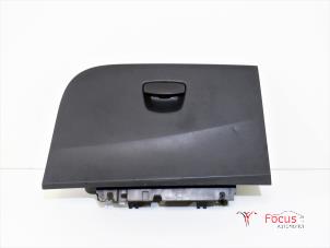 Gebruikte Dashboardkastje Seat Ibiza ST (6J8) 1.2 TDI Ecomotive Prijs € 25,00 Margeregeling aangeboden door Focus Automotive