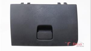 Gebruikte Dashboardkastje Kia Picanto (JA) 1.0 12V Prijs € 30,00 Margeregeling aangeboden door Focus Automotive