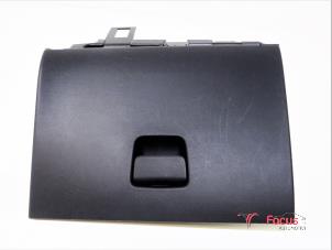 Gebruikte Handschoenenkastje Citroen C3 Aircross I (2C/2R) 1.2 e-THP PureTech 110 Prijs € 44,95 Margeregeling aangeboden door Focus Automotive