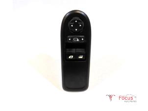 Gebruikte Combischakelaar ramen Citroen C3 (SC) 1.0 Vti 68 12V Prijs € 30,00 Margeregeling aangeboden door Focus Automotive