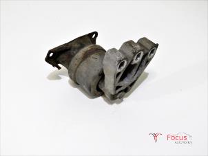 Gebruikte Motorsteun Volkswagen Transporter T5 2.0 TDI DRF Prijs € 25,00 Margeregeling aangeboden door Focus Automotive