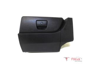 Gebruikte Dashboardkastje Fiat Fiorino (225) 1.3 JTD 16V Multijet Prijs € 44,95 Margeregeling aangeboden door Focus Automotive