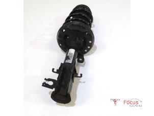 Gebruikte Schokdemperpoot links-voor Fiat Grande Punto (199) 1.3 JTD Multijet 16V 85 Actual Prijs € 29,95 Margeregeling aangeboden door Focus Automotive