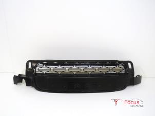 Gebruikte Bumperdeel midden-voor Citroen C3 (SX/SW) 1.2 Vti 12V PureTech Prijs € 99,95 Margeregeling aangeboden door Focus Automotive