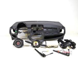 Gebruikte Airbag Set + Module Fiat 500 (312) 1.3 MJTD 16V Prijs € 850,00 Margeregeling aangeboden door Focus Automotive