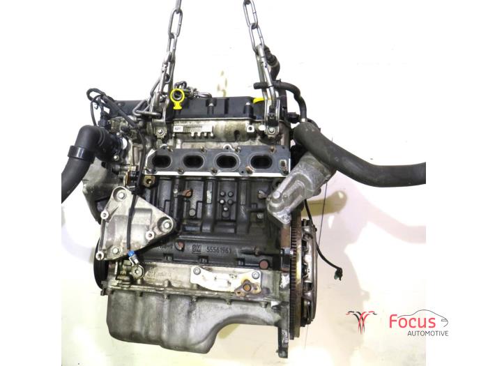 Motor van een Opel Adam 1.2 16V 2013