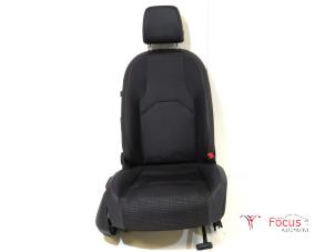 Gebruikte Voorstoel rechts Seat Leon ST (5FF) 1.5 TSI 16V Prijs € 100,00 Margeregeling aangeboden door Focus Automotive