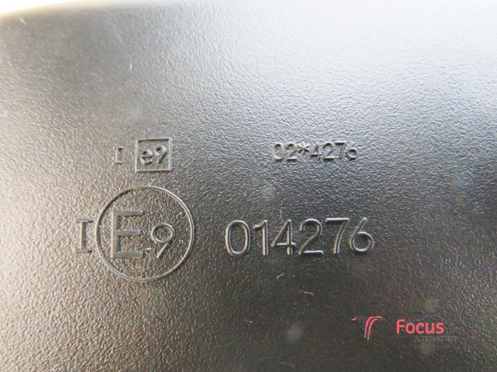 Spiegel binnen van een Ford Fiesta 7 1.1 Ti-VCT 12V 85 2018