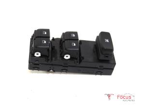 Gebruikte Combischakelaar ramen Kia Rio IV (YB) 1.2 MPI 16V Prijs € 99,95 Margeregeling aangeboden door Focus Automotive
