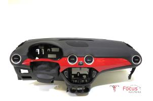 Gebruikte Dashboard Opel Adam 1.2 16V Prijs € 625,00 Margeregeling aangeboden door Focus Automotive