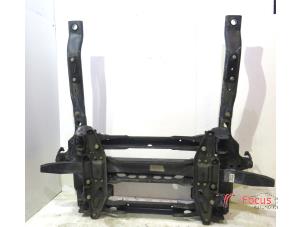 Gebruikte Subframe Mercedes Sprinter 3t (906.61) 210 CDI 16V Prijs € 175,00 Margeregeling aangeboden door Focus Automotive