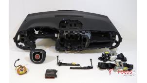 Gebruikte Airbag set + dashboard Fiat 500L (199) 1.4 16V Prijs € 750,00 Margeregeling aangeboden door Focus Automotive