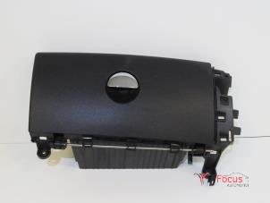 Gebruikte Dashboardkastje Mini Countryman (R60) 1.6 16V Cooper S ALL4 Prijs € 40,00 Margeregeling aangeboden door Focus Automotive