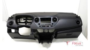 Gebruikte Dashboard Hyundai i10 (B5) 1.0 12V Prijs € 395,00 Margeregeling aangeboden door Focus Automotive