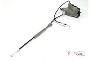 Gebruikte Deurslot Mechaniek 4Deurs rechts-voor Citroen C3 (SX/SW) 1.2 Vti 12V PureTech Prijs € 30,00 Margeregeling aangeboden door Focus Automotive