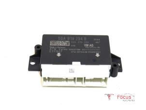 Gebruikte Module PDC Volkswagen Golf VII (AUA) 1.0 TSI 12V Prijs € 19,99 Margeregeling aangeboden door Focus Automotive