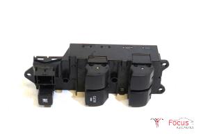 Gebruikte Combischakelaar ramen Mitsubishi Space Star (A0) 1.2 12V Prijs € 39,95 Margeregeling aangeboden door Focus Automotive