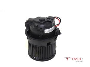 Gebruikte Chaufage Ventilatiemotor Citroen C3 (SX/SW) 1.2 Vti 12V PureTech Prijs € 16,95 Margeregeling aangeboden door Focus Automotive