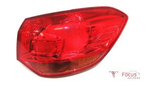 Gebruikte Achterlicht rechts Opel Astra J Sports Tourer (PD8/PE8/PF8) 1.3 CDTI 16V ecoFlex Prijs € 34,95 Margeregeling aangeboden door Focus Automotive