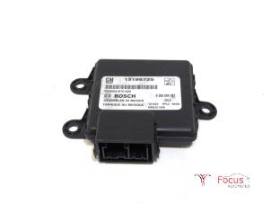 Gebruikte PDC Module Opel Corsa D 1.3 CDTi 16V ecoFLEX Prijs € 25,00 Margeregeling aangeboden door Focus Automotive