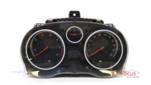 Gebruikte Instrumentenpaneel Opel Corsa D 1.3 CDTi 16V ecoFLEX Prijs € 150,00 Margeregeling aangeboden door Focus Automotive