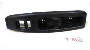 Gebruikte Deurgreep 2Deurs links Fiat Doblo Cargo (263) 1.3 MJ 16V DPF Euro 5 Prijs € 20,00 Margeregeling aangeboden door Focus Automotive