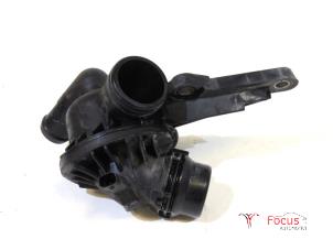 Gebruikte Thermostaathuis BMW 1 serie (F21) 114i 1.6 16V Prijs € 20,00 Margeregeling aangeboden door Focus Automotive