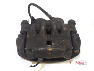 Gebruikte Remklauw (Tang) rechts-voor Peugeot Boxer (U9) Prijs € 75,00 Margeregeling aangeboden door Focus Automotive