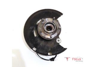 Gebruikte Fusee rechts-voor Opel Astra J Sports Tourer (PD8/PE8/PF8) 1.7 CDTi 16V Prijs € 14,95 Margeregeling aangeboden door Focus Automotive