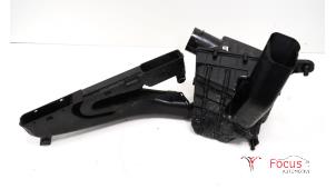 Gebruikte Luchtfilterhuis Volvo XC40 (XZ) 1.5 T3 12V Prijs € 125,00 Margeregeling aangeboden door Focus Automotive