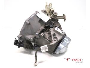 Gebruikte Versnellingsbak Peugeot 208 II (UB/UH/UP) 1.2 Vti 12V PureTech 75 Prijs € 395,00 Margeregeling aangeboden door Focus Automotive