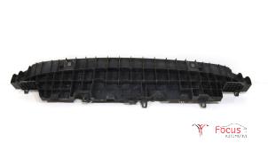 Gebruikte Bumperbalk voor Citroen C3 (SX/SW) 1.0 Vti 12V PureTech Prijs € 49,95 Margeregeling aangeboden door Focus Automotive